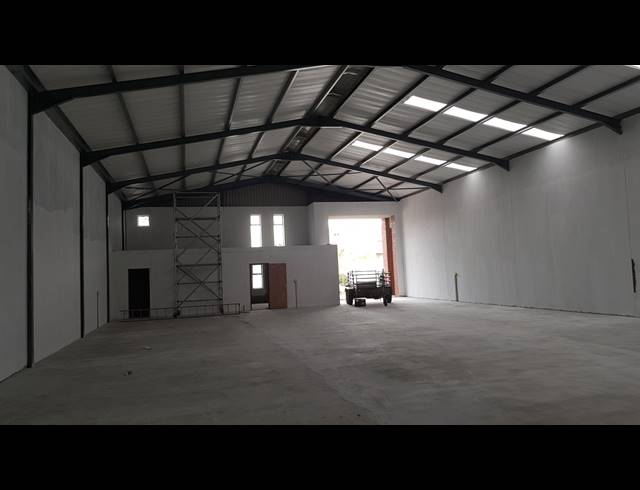 462M² FACTORY TO LET IN BRACKENFELL CENTRAL